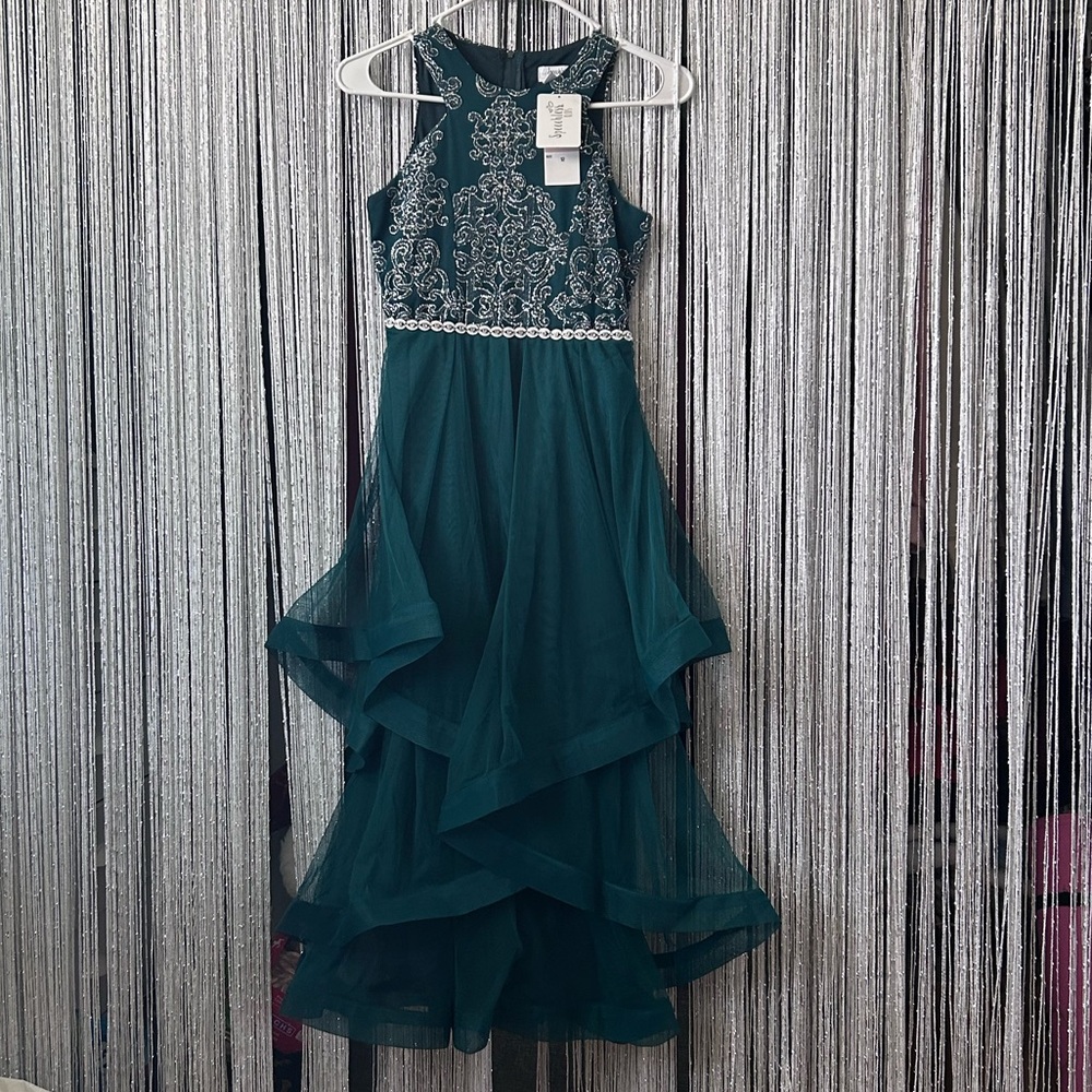 Stunning emerald green holiday or event dress